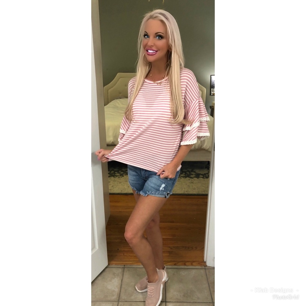 💝LAST 1! Blush Tiered Ruffle Striped Top! - Picture 3 of 3